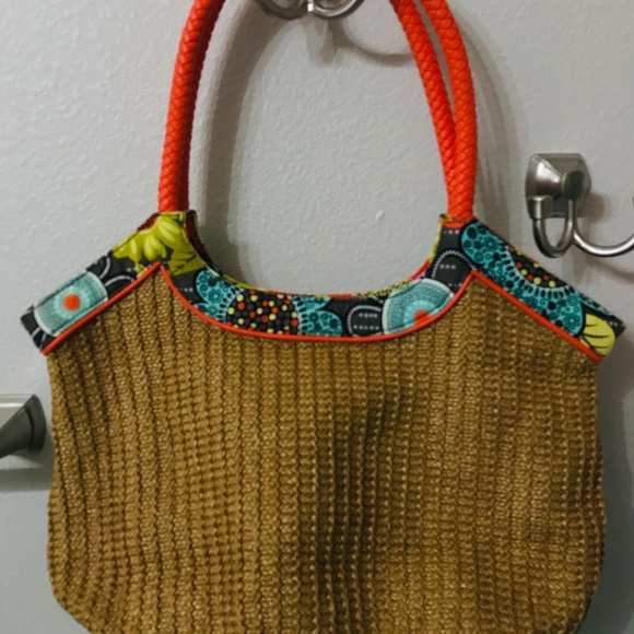 Vera Bradley Handbags - Vera Bradley Re-Posh Straw Tote Flower Showers-EUC